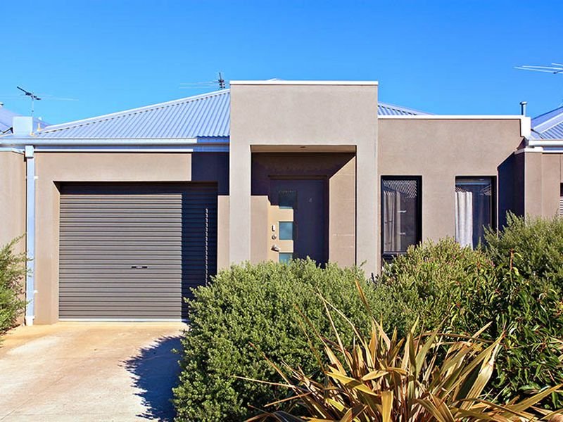 Unit 4,311 Retford Close, Werribee, Vic 3030 Property Details
