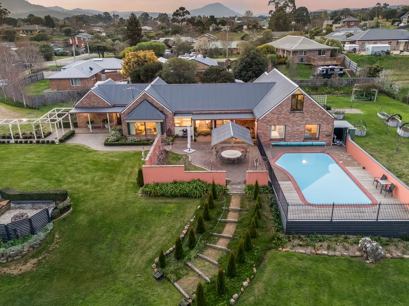 Real Estate & Property for Sale in Cambridge, TAS 7170 (+1 location) Pg