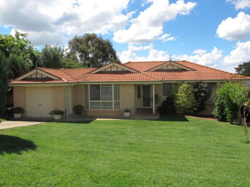 11 Plumb Street, Blayney, NSW 2799 Property Details