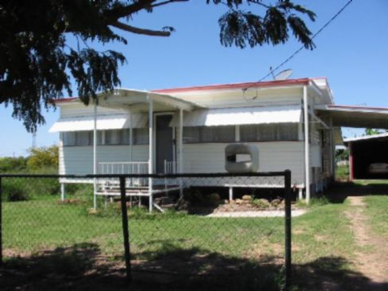 32 Alyss Street, Hughenden, QLD 4821