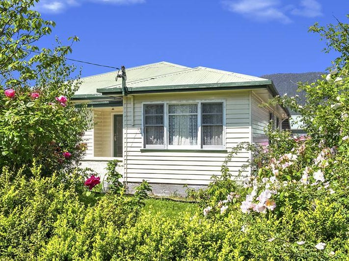 1/114 Main Street, Huonville, Tas 7109 Property Details