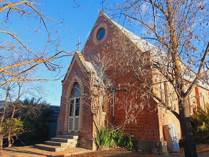 14 Queens Avenue, St Arnaud, VIC 3478