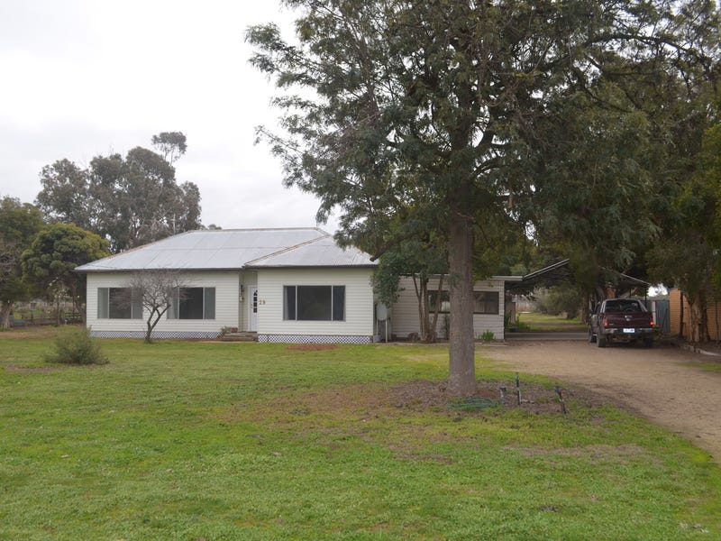 29 31 Moore Street, Katamatite, Vic 3649 Property Details