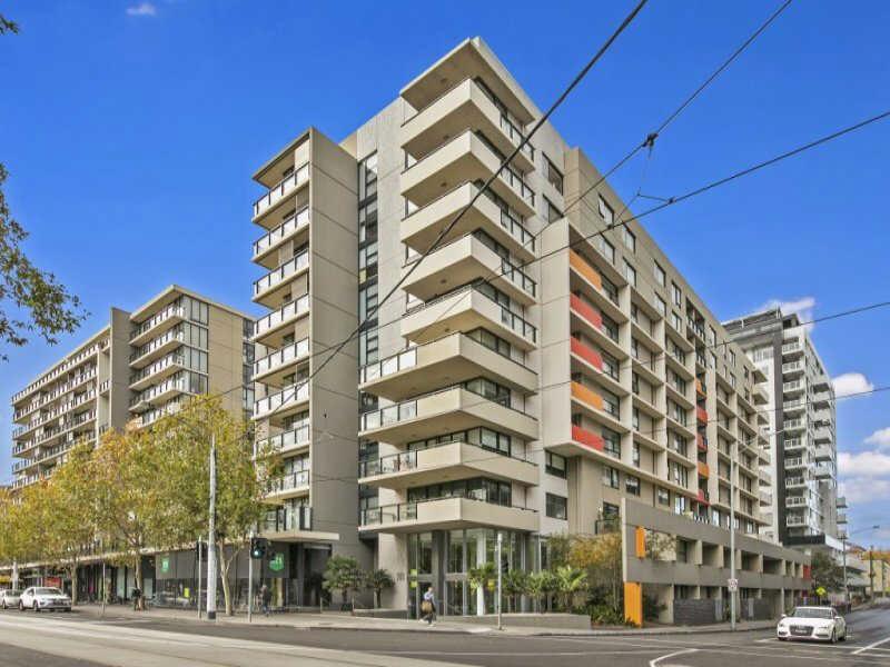 208/700 Chapel Street, South Yarra, VIC