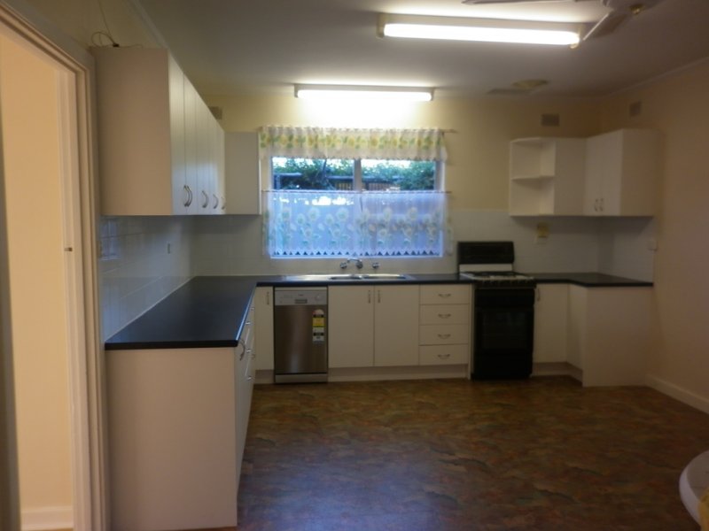 6 Bakers Road, Kingswood, SA 5062