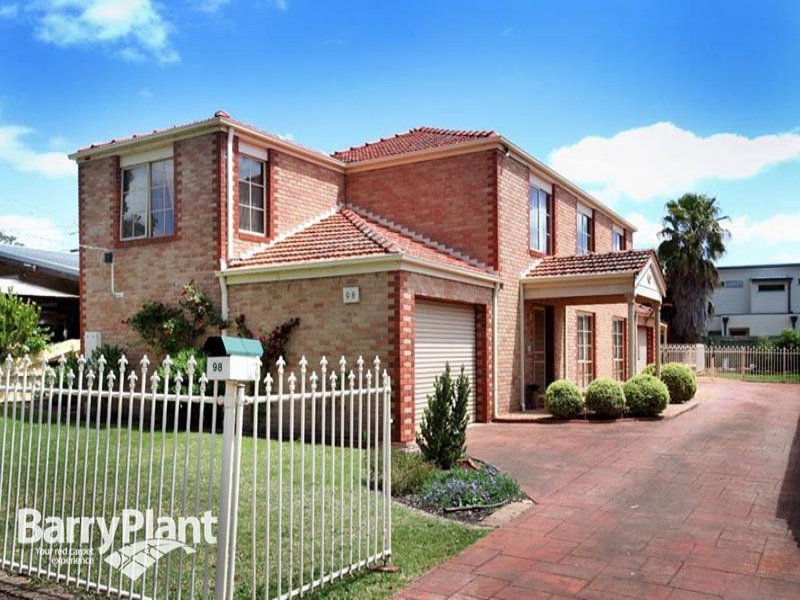 98 Jackson Street, Sunbury, VIC 3429