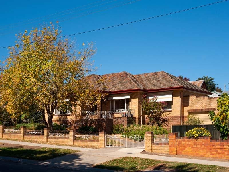27 Johnstone Street, Castlemaine, Vic 3450 Property Details