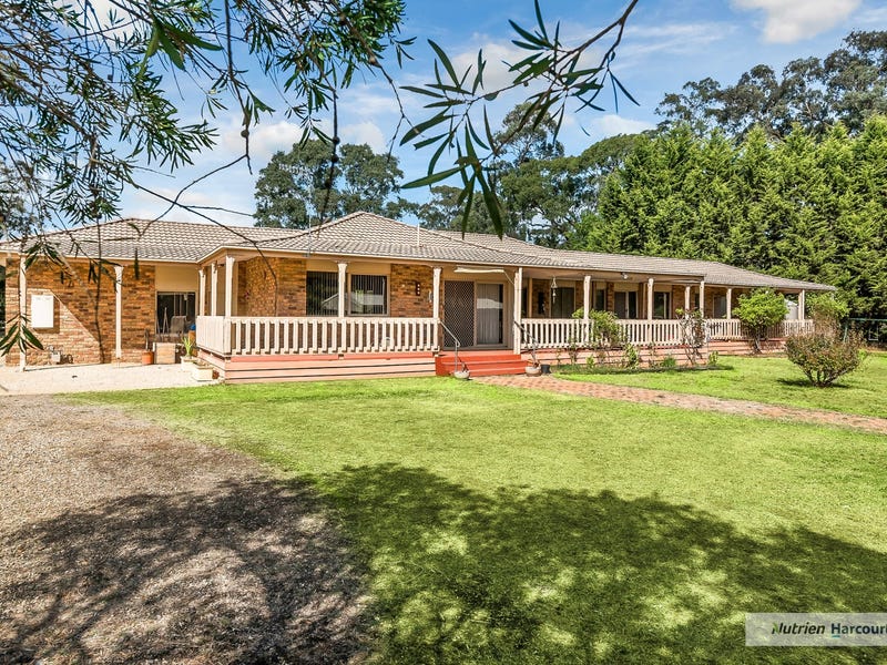 22 Casey Crescent, Broadford, Vic 3658 Property Details