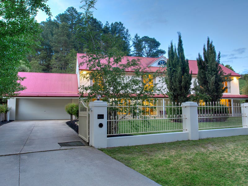 11 Esmond Street, Black Hill, VIC 3350