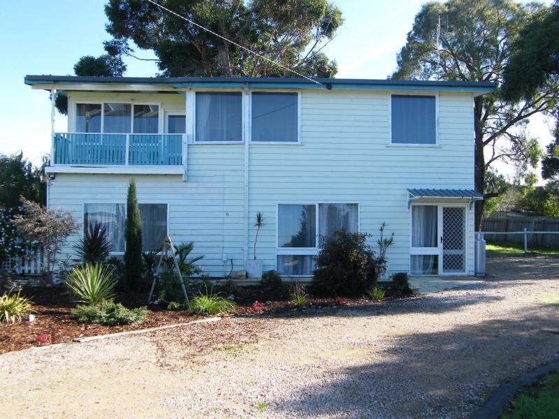 6 The Moorings, Paynesville, Vic 3880 Property Details