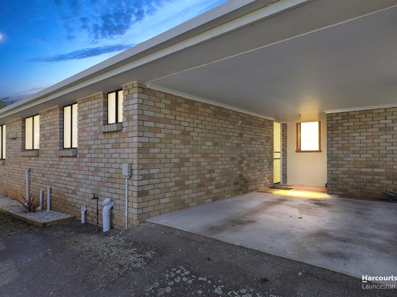 2/40 Drive, Newnham, TAS 7248