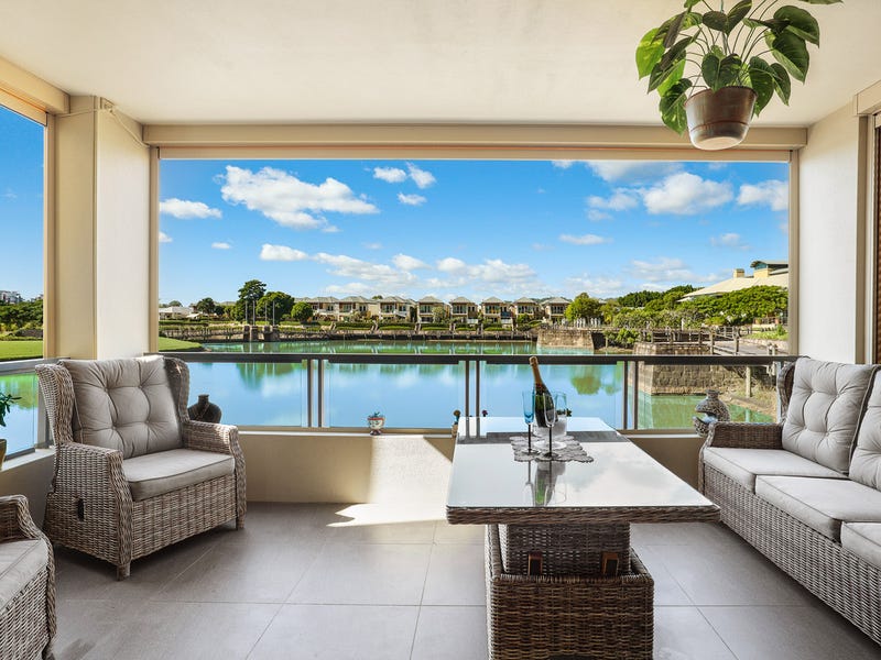 1/802 Glades Drive, Robina, Qld 4226 Property Details