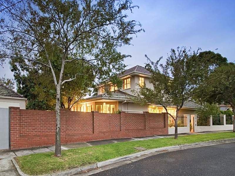 45 Windermere Crescent, Brighton, Vic 3186 Property Details