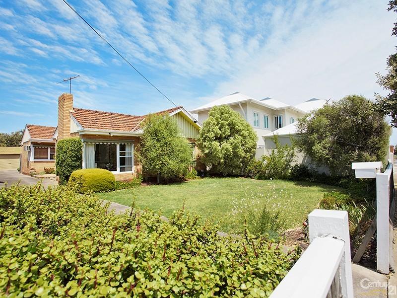 12 VICTORIA STREET, Williamstown, Vic 3016 Property Details