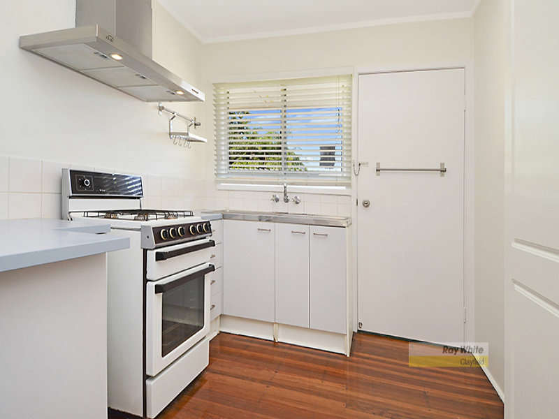 2/13 Hamley Street, Wooloowin, Qld 4030 Property Details