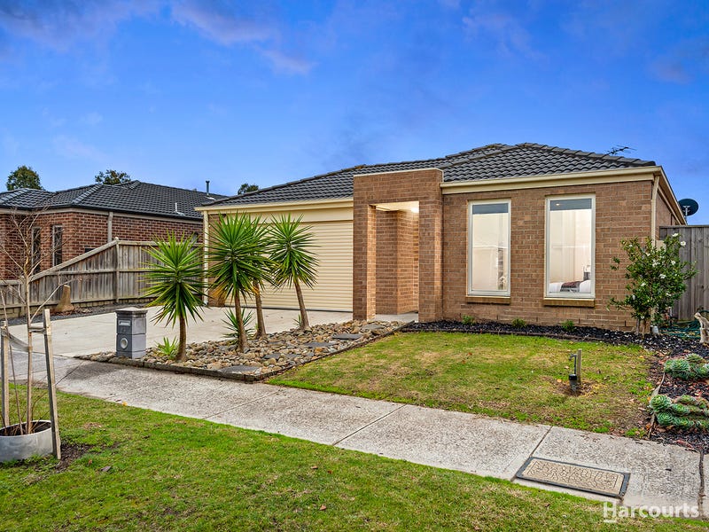 63 Gallery Way, Pakenham, Vic 3810 - Property Details