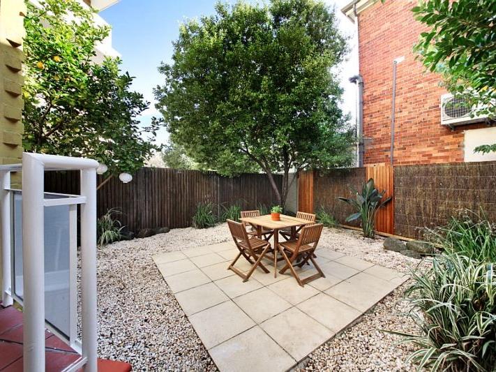 2/23 Northcote Road, Armadale, VIC 3143