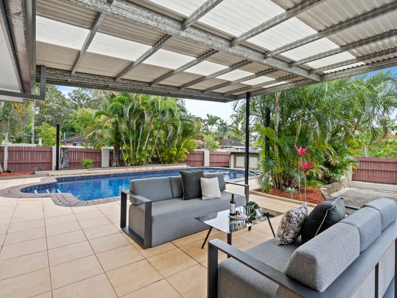 18 Lambros Drive, Benowa, Qld 4217 - Property Details