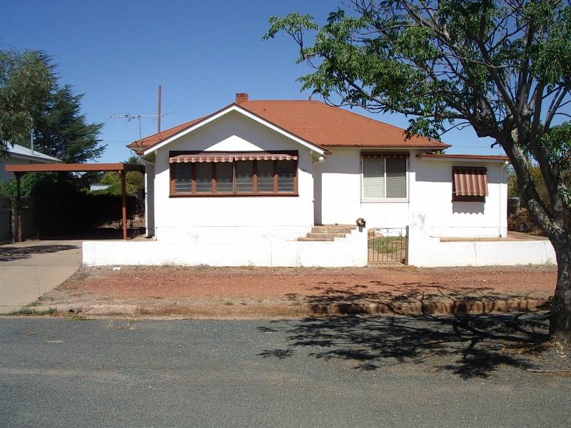 172 Aurora Street, Temora, NSW 2666