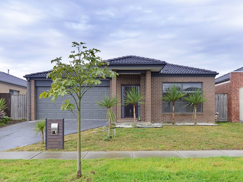 10 Merriwee Chase, Sandhurst, Vic 3977 Property Details