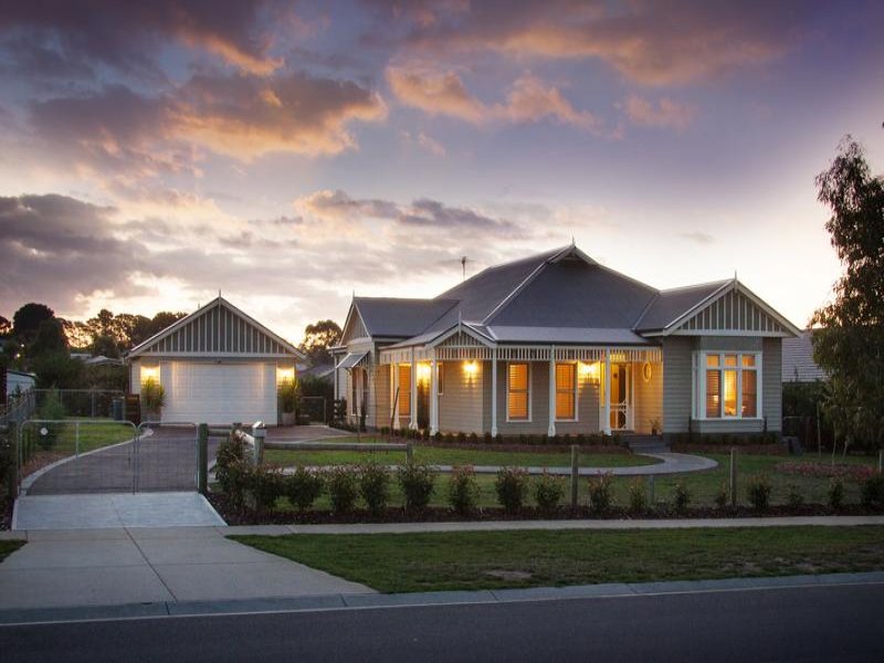 16 Parkview Street, Gisborne, Vic 3437 Property Details