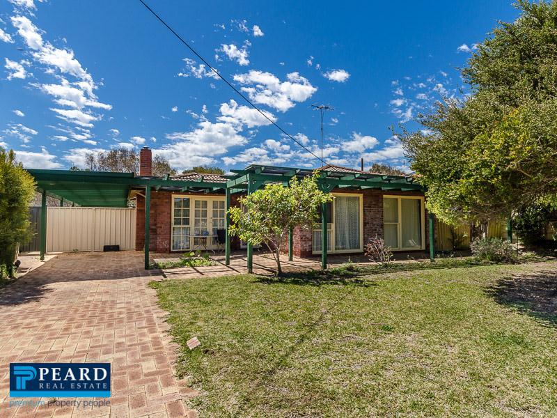 10 Compass Circle, Yanchep, WA 6035