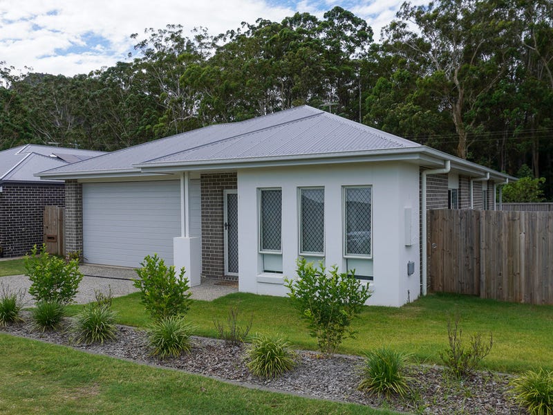 14 Pineapple Place, Glass House Mountains, QLD 4518