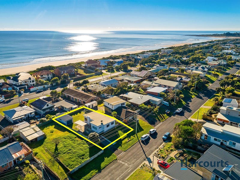 15 Turners Avenue, Turners Beach, Tas 7315