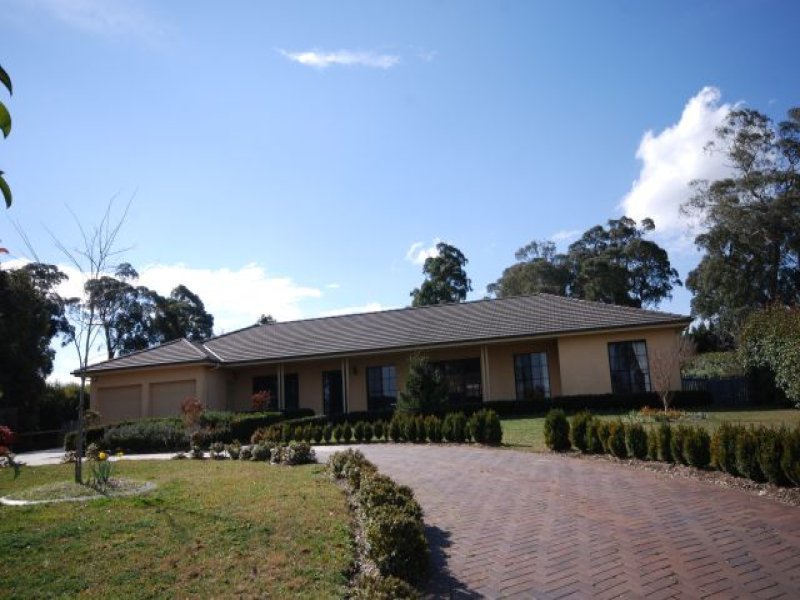 48 Highland Drive, Bowral, NSW 2576 Property Details