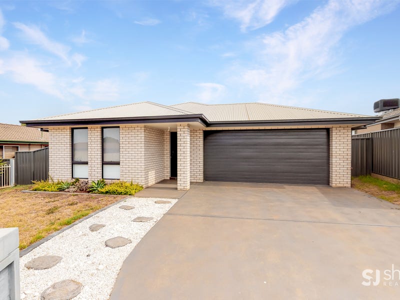 18 Pinnaroo Place, Dubbo, NSW 2830 Property Details