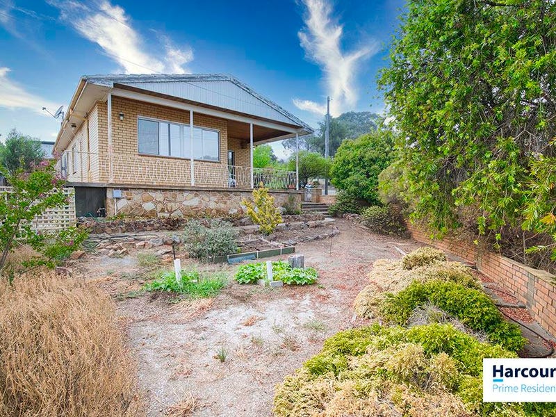 2A Kinkora Place, Queanbeyan, NSW 2620 Property Details