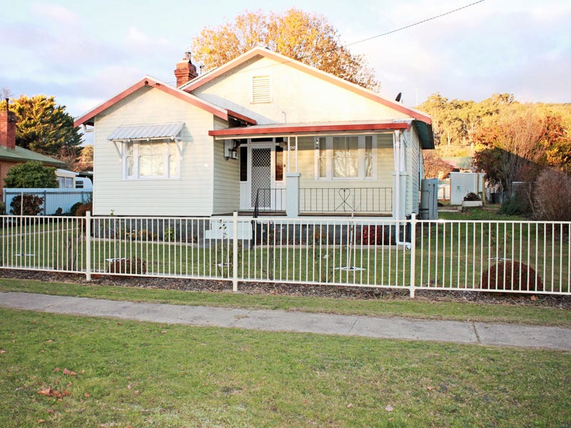 80 Winton Street, Tumbarumba, NSW 2653