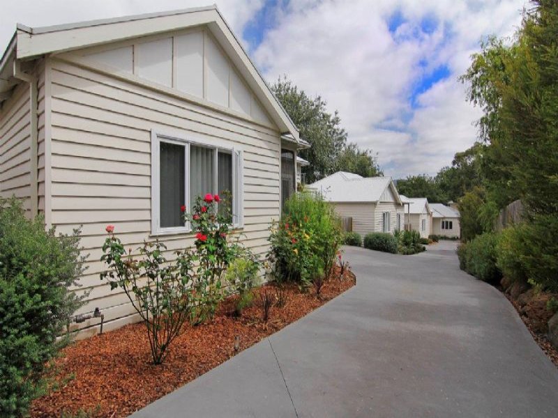 2/19 Westmount Road, Healesville, Vic 3777 Property Details