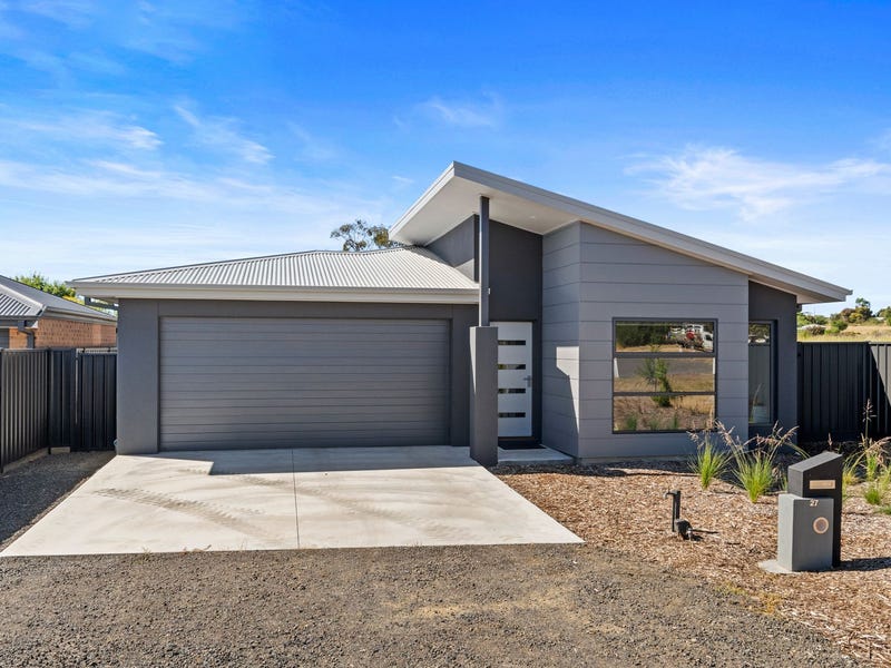 27 Last Street, Heathcote, Vic 3523 House for Sale