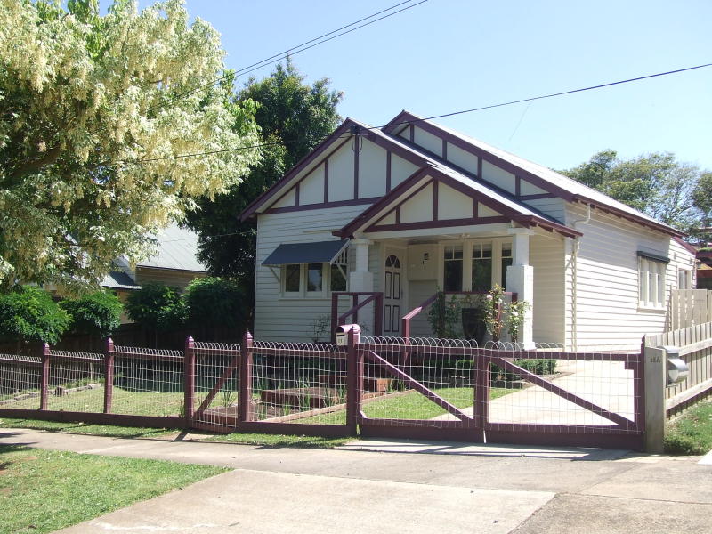 11 Church Street, Drouin, Vic 3818 Property Details