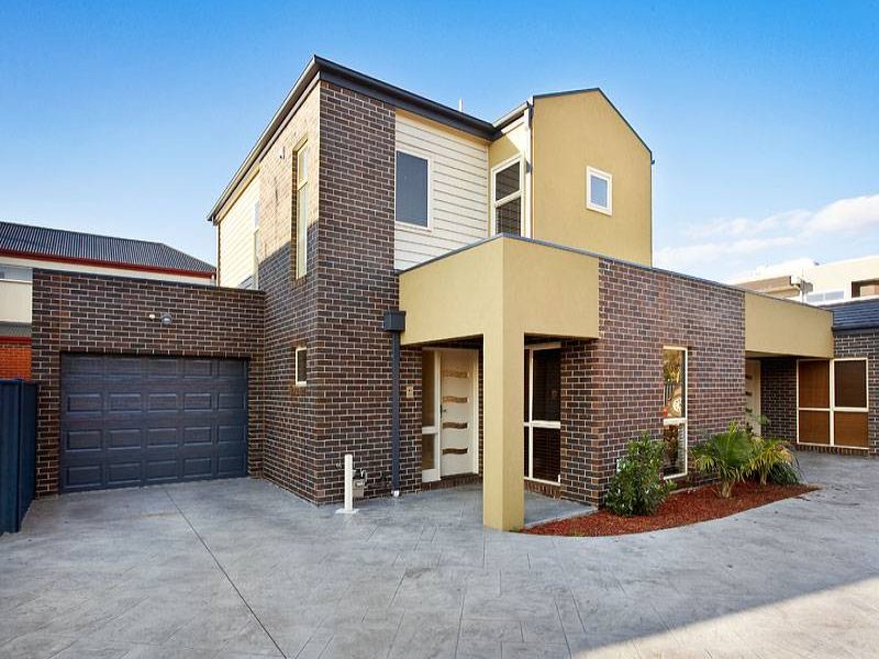 2/207 Gillies Street, Fairfield, Vic 3078 Property Details