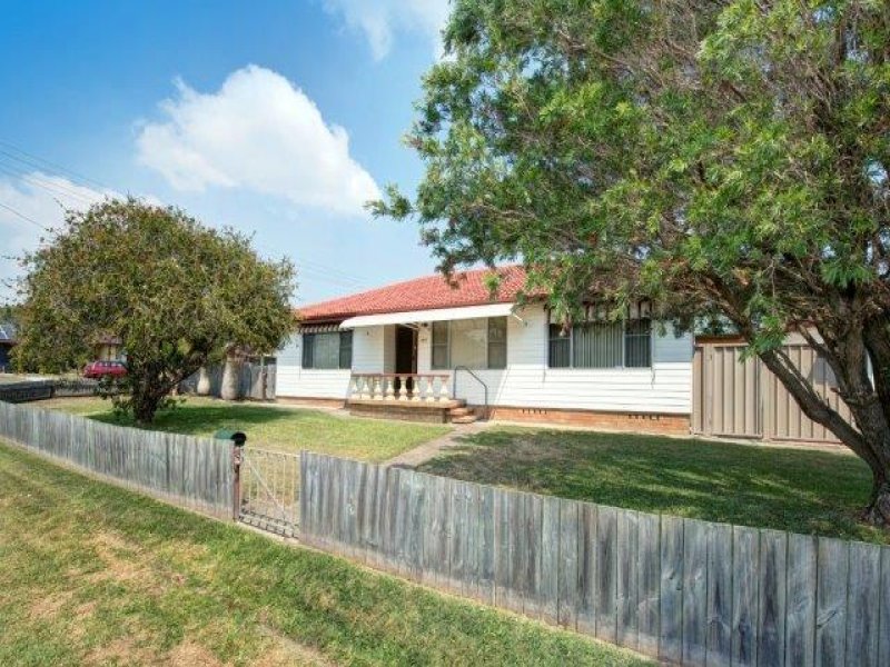 157 Macquarie Grove, Caves Beach, NSW 2281