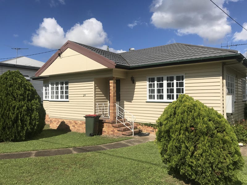 24 Moreton Avenue, Wynnum, QLD 4178