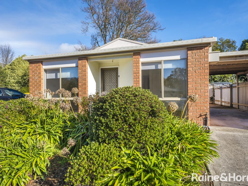 1/36 Howey Street, Gisborne, VIC 3437
