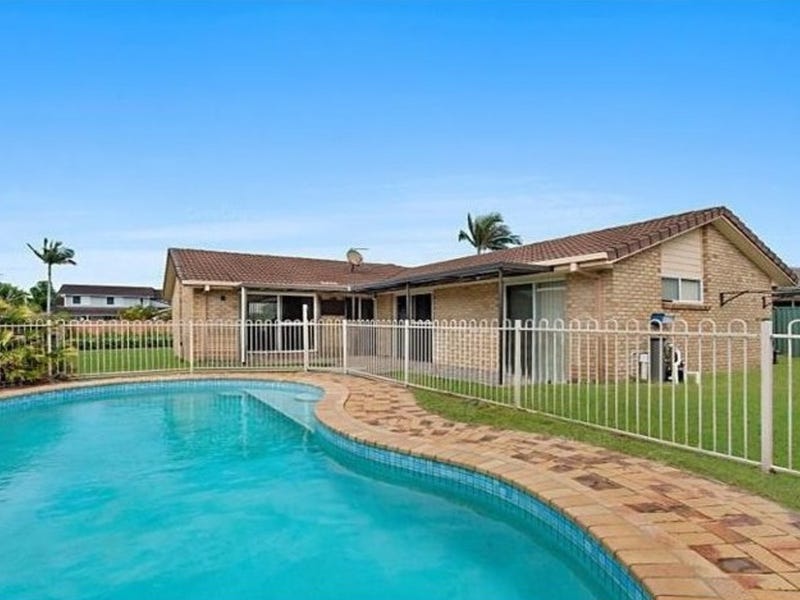 38 Pintail Cres, Burleigh Waters, QLD 4220