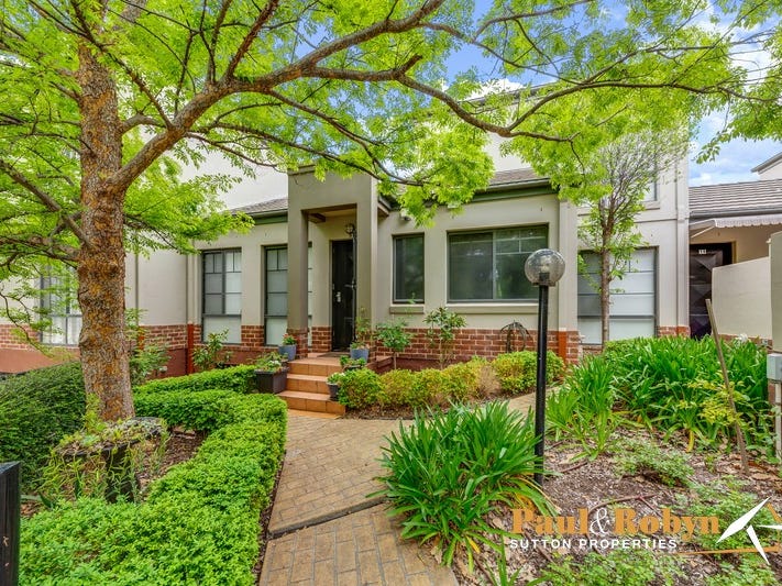 18/37 Ipima Street, Braddon, ACT 2612 Property Details