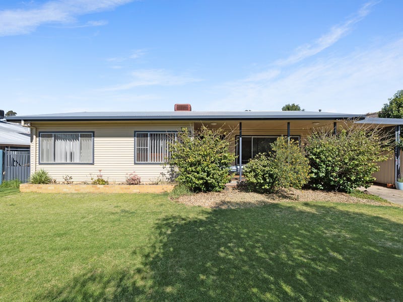 19 Russet Street, Leeton, NSW 2705 House for Sale