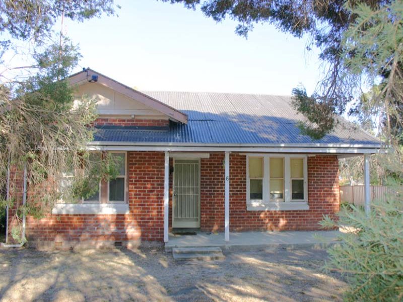 6 White Street, Euroa, Vic 3666 Property Details