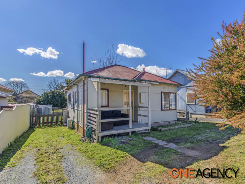 33 Fergus Road, Queanbeyan, NSW 2620