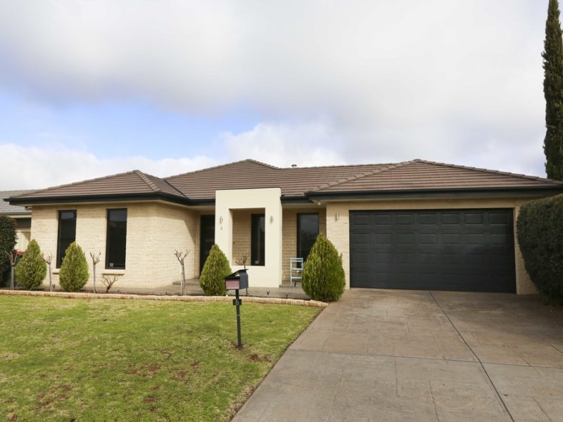 6 Summers Street Griffith Nsw 2680 Au