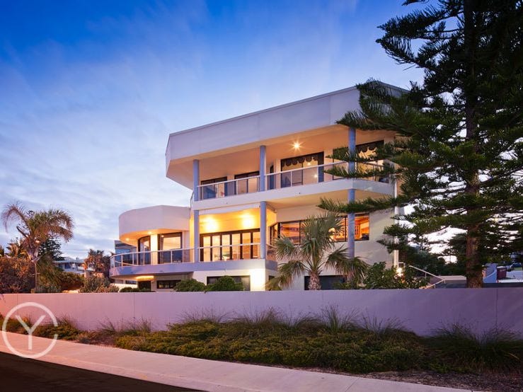 1 Elliott Road, Trigg, WA 6029 Property Details