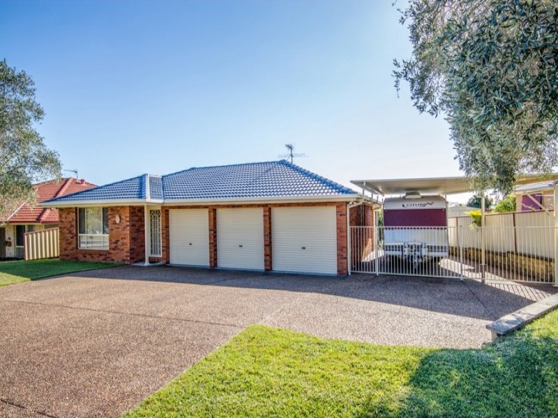 4 Carroll Avenue, Rutherford, NSW 2320 Property Details