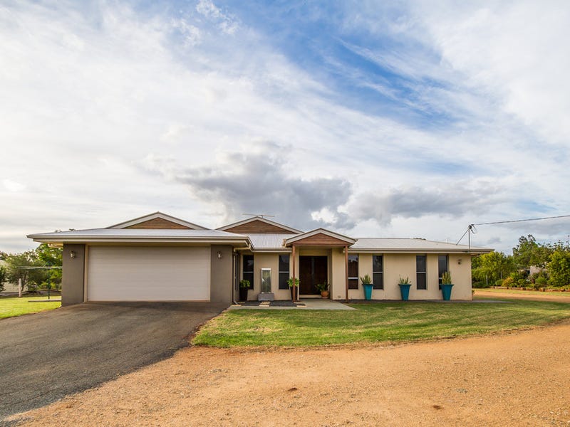 78 Harris Road, Kingaroy, QLD 4610