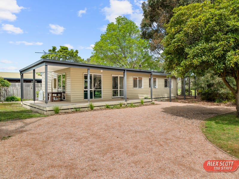 17 Ventnor Road, Cowes, Vic 3922 House for Sale