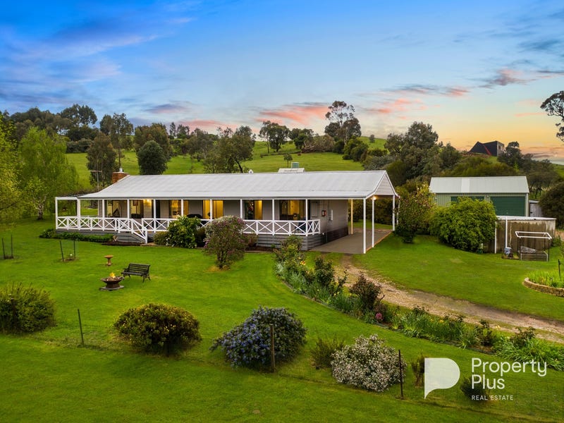 133 Cypress Drive, Elphinstone, Vic 3448 Property Details